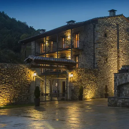La Casassa De Ribes Aparthotel 3*