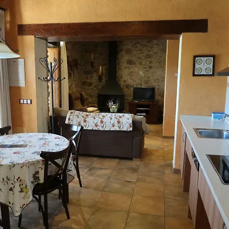 La Casassa De Ribes Apartahotel