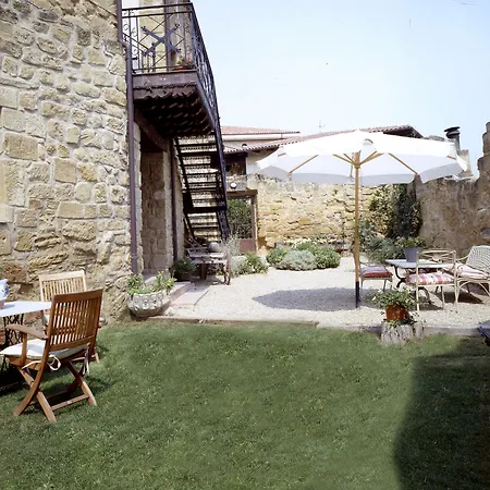 La Casassa De Ribes 3*